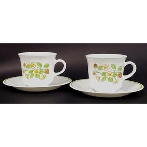 Set of 2 Vintage Corelle Strawberry Sundae Cups & Saucers Farmhouse Cottagecore